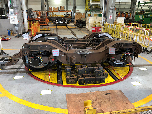 Versatile Railway Turntable for Industrial Use