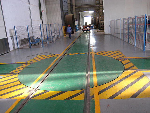 Versatile Railway Turntable for Industrial Use