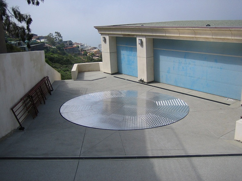 Outdoor Turntable