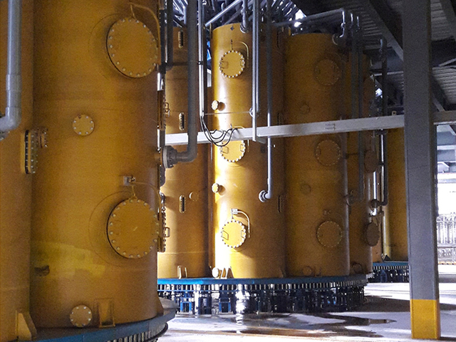 Heavy-Duty Turntable for Industrial Use