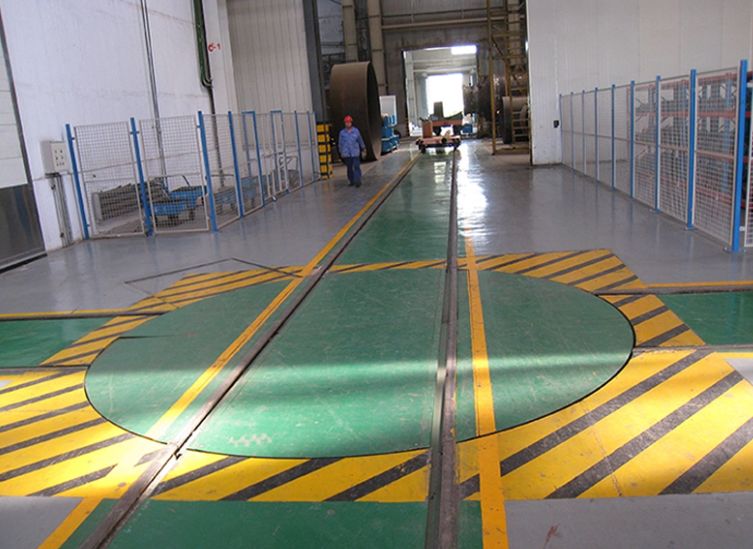 Versatile Railway Turntable for Industrial Use