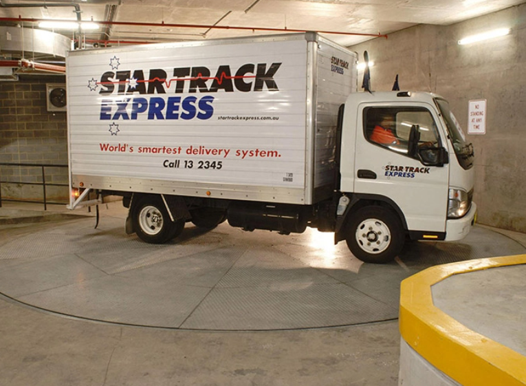 Truck Turntable for Safe and Efficient Maneuvering