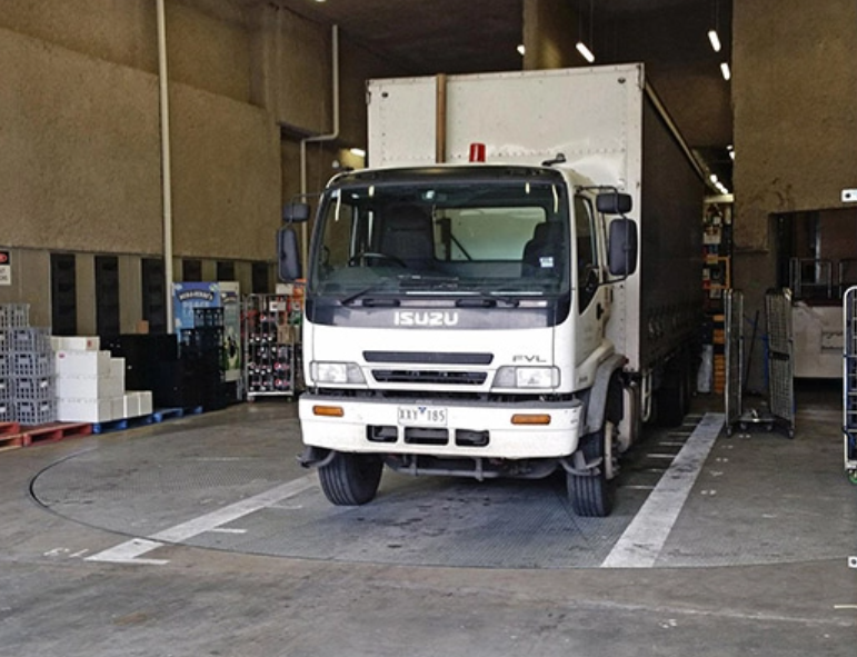 Customizable Versatile Heavy Vehicle Turntable